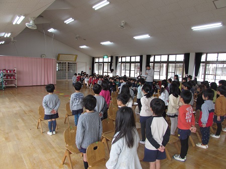 19031408.jpg