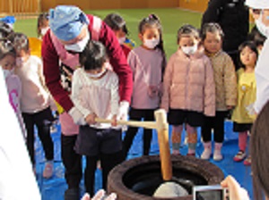 21121410.jpg
