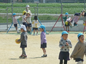 22042002.jpg