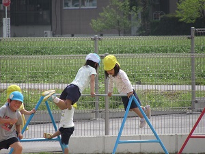 22042503.jpg
