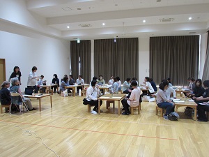 23052004.jpg